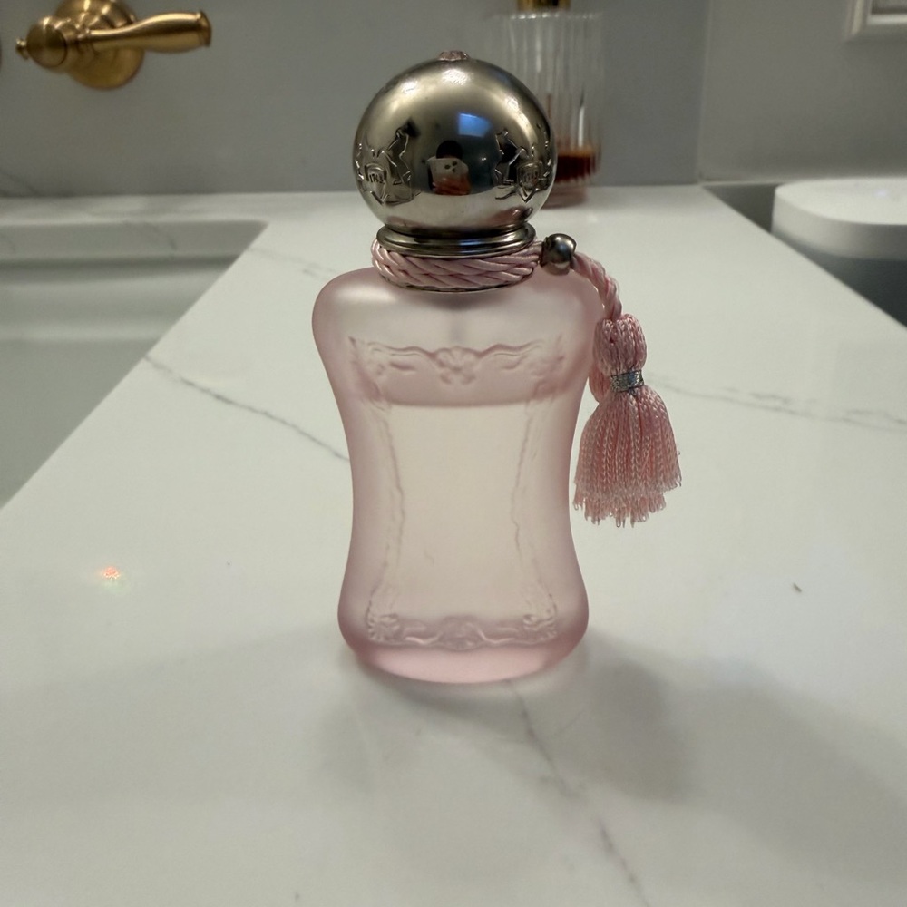 1oz perfume de Marly Delina La rosee eau de parfum spray - Picture 2 of 4